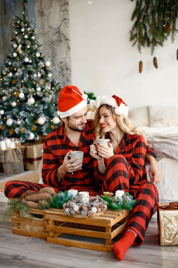 Couples bucket list - matching Christmas pajamas