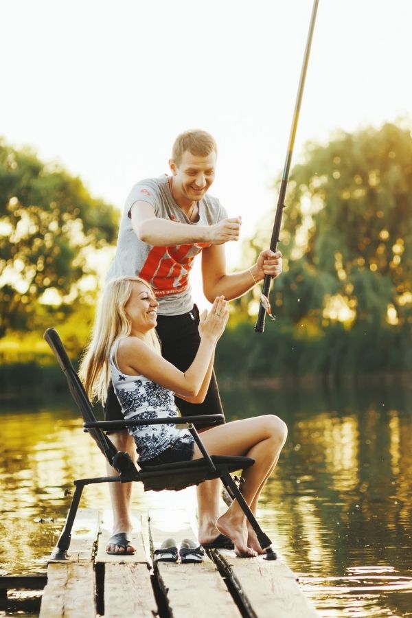 couple fishing